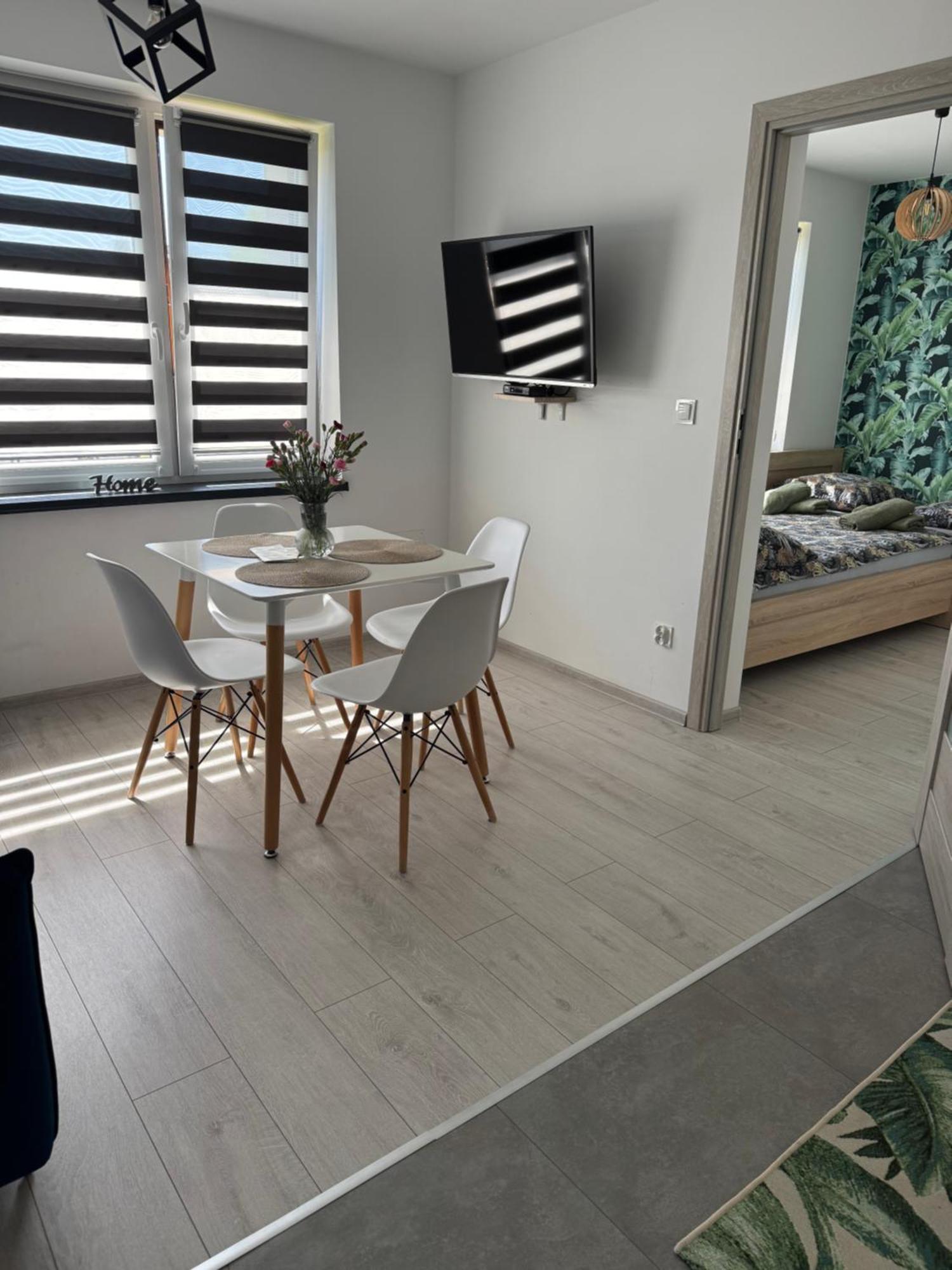 Apartamenty Happy House Затор Экстерьер фото