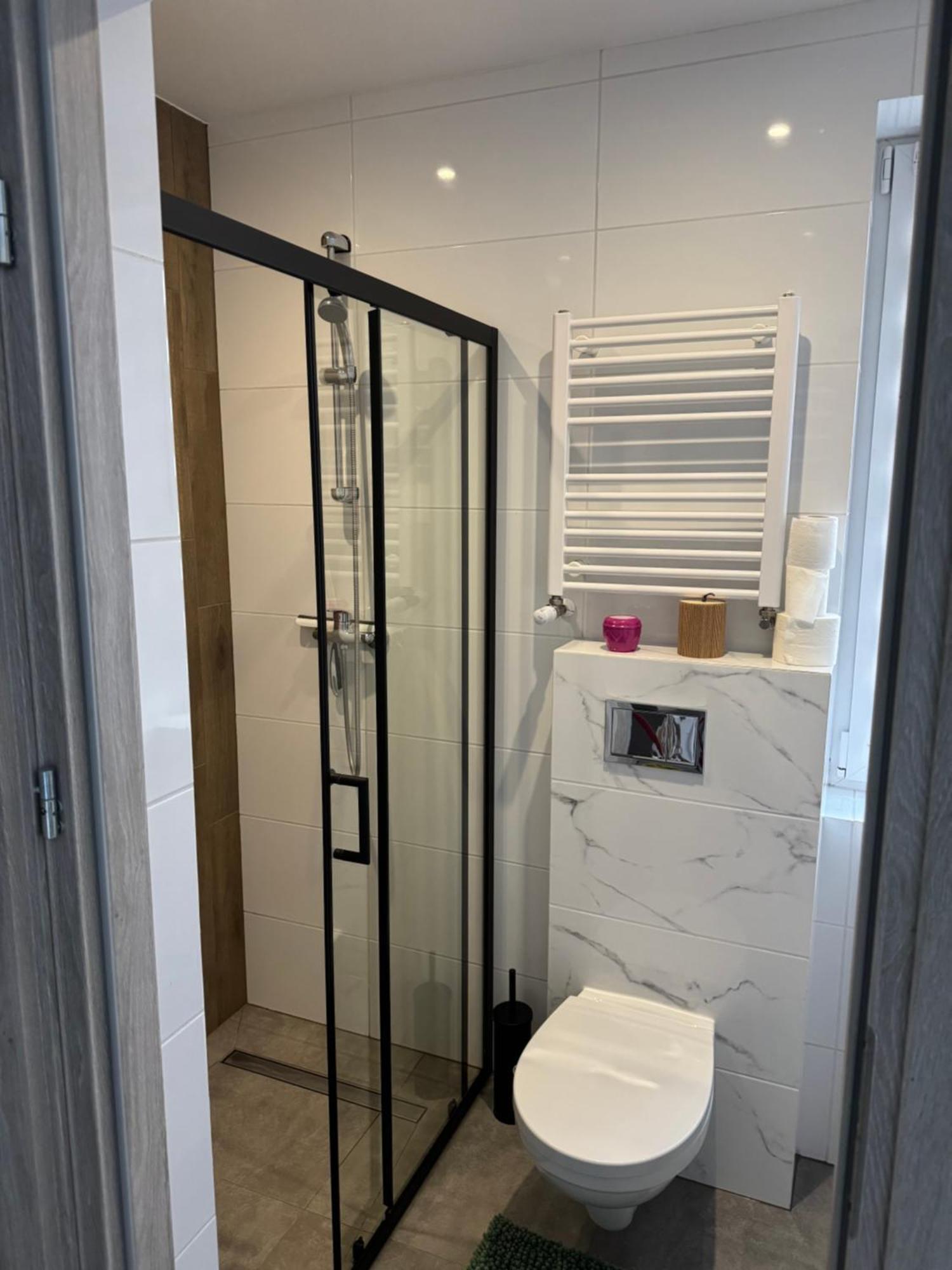 Apartamenty Happy House Затор Экстерьер фото